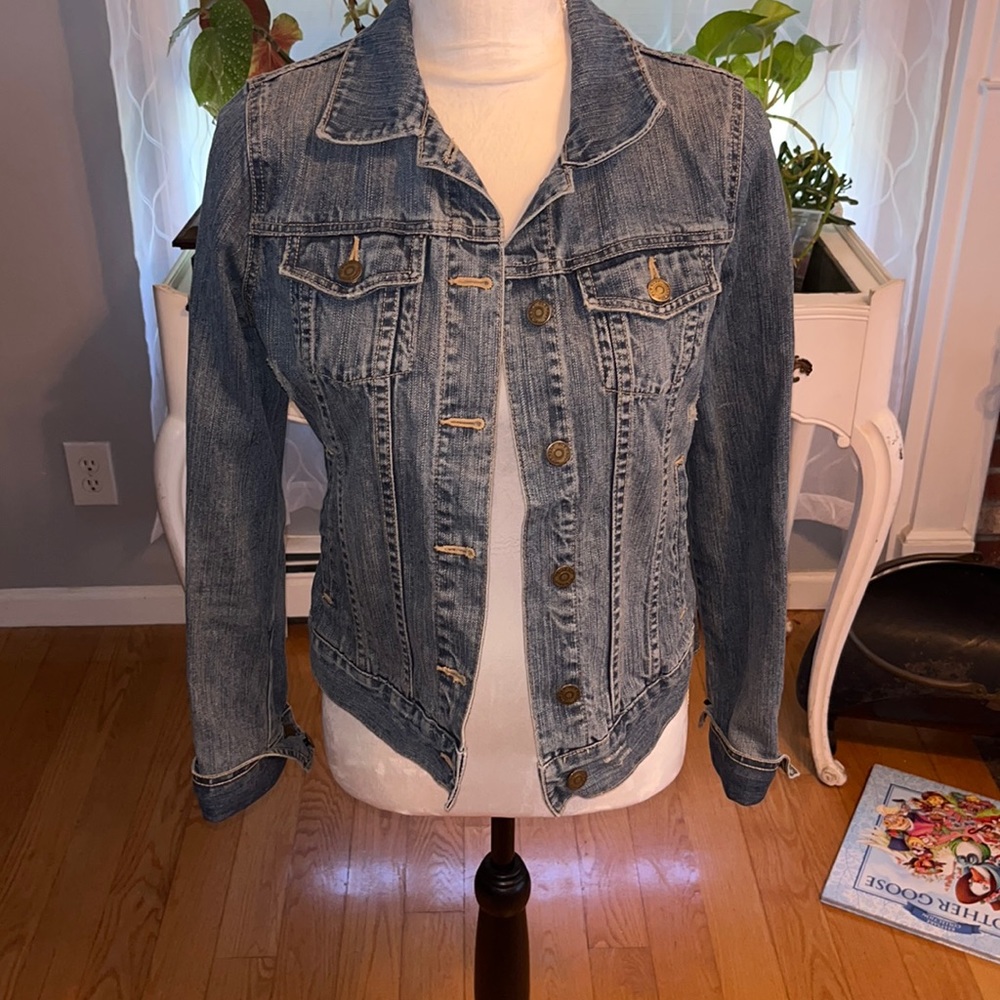 Distressed jean jacket size small